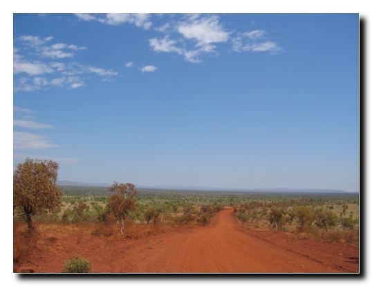 16 Einfahrt in den Karijini Nationalpark